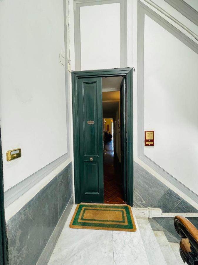 Appartamento Sul Teatro San Carlo Neapel Exterior foto